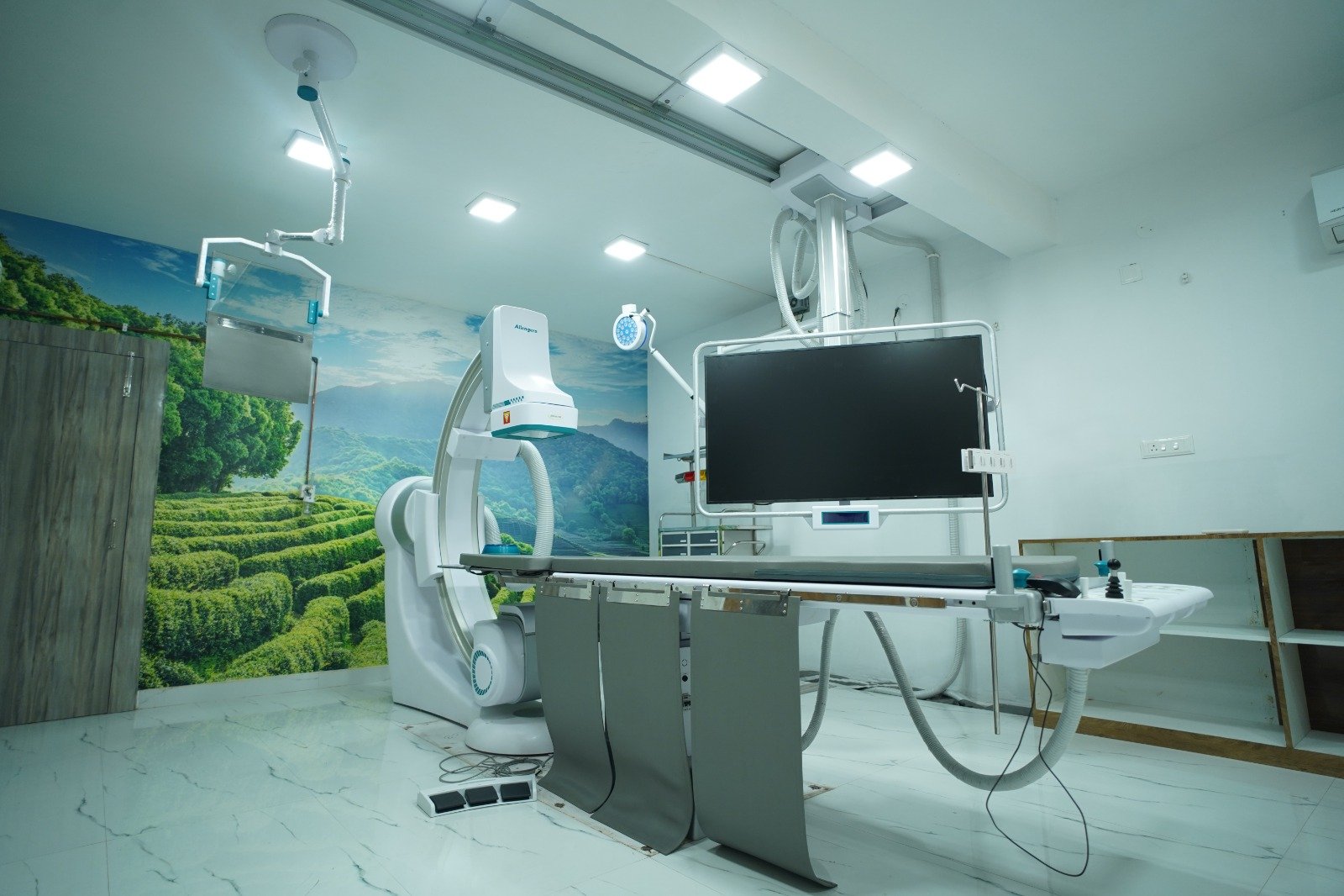Tulip Hospital Cardiac Cath Lab Suite Bagnan